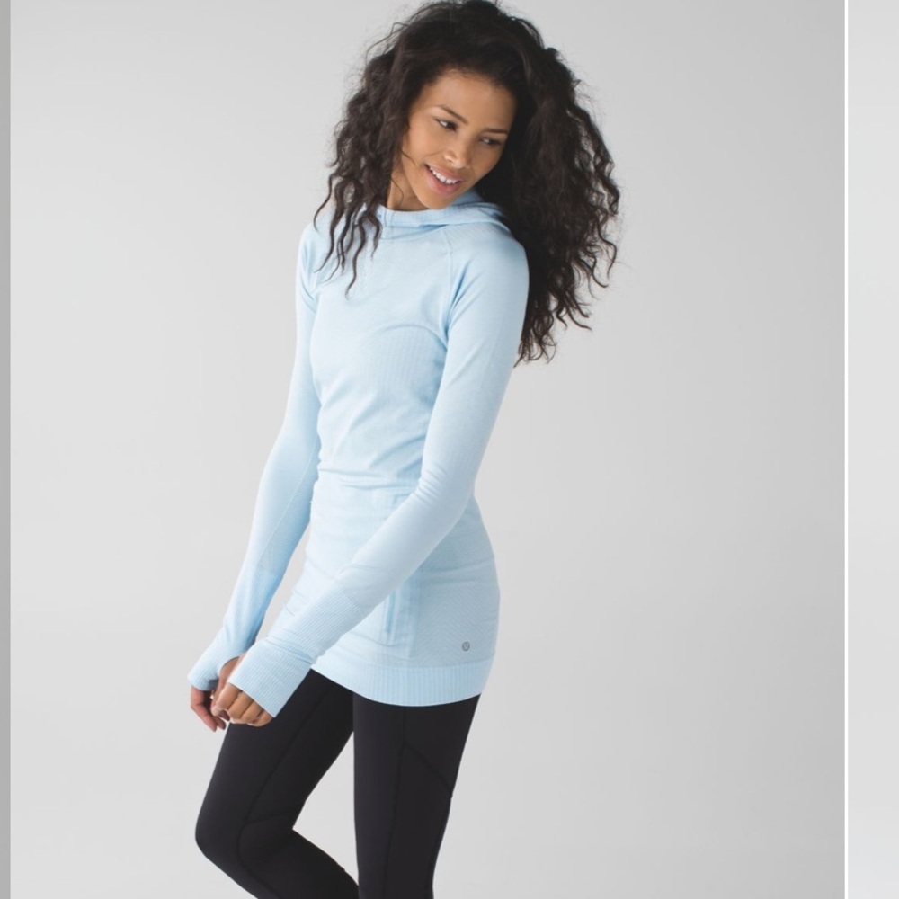 • Lululemon • Women’s Rest Less Hoodie Light Blue 4